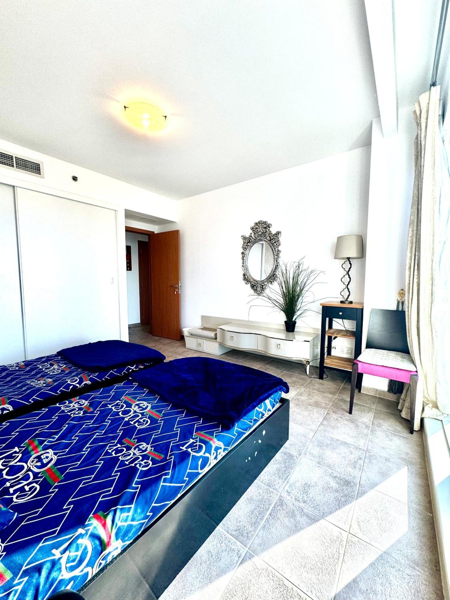 Apartamento Travelers Backpackers Dubái Exterior foto