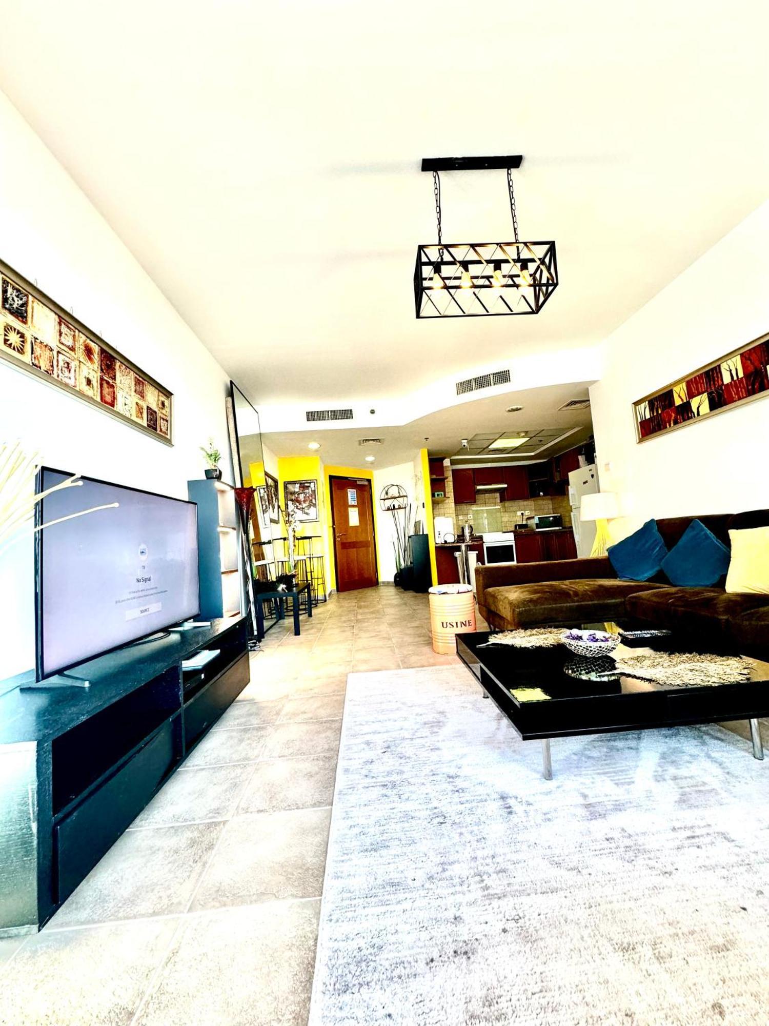 Apartamento Travelers Backpackers Dubái Exterior foto
