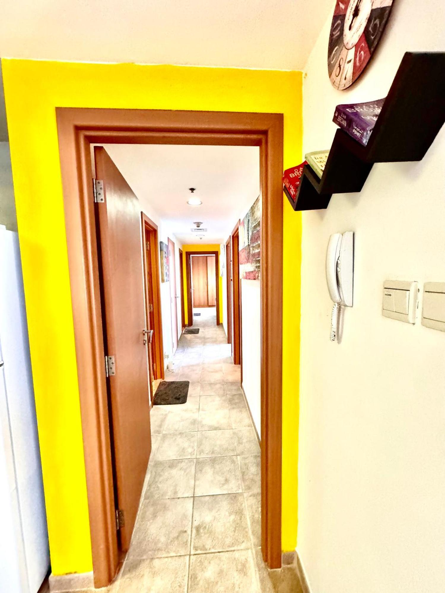Apartamento Travelers Backpackers Dubái Exterior foto